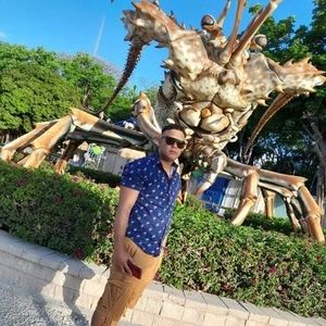 Meet your Posher, Jesús enrique